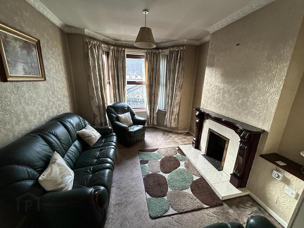 89 Chapel Road, Derry