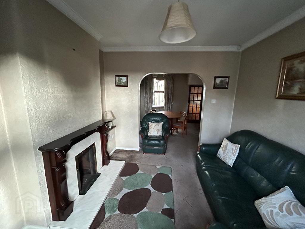 89 Chapel Road, Derry