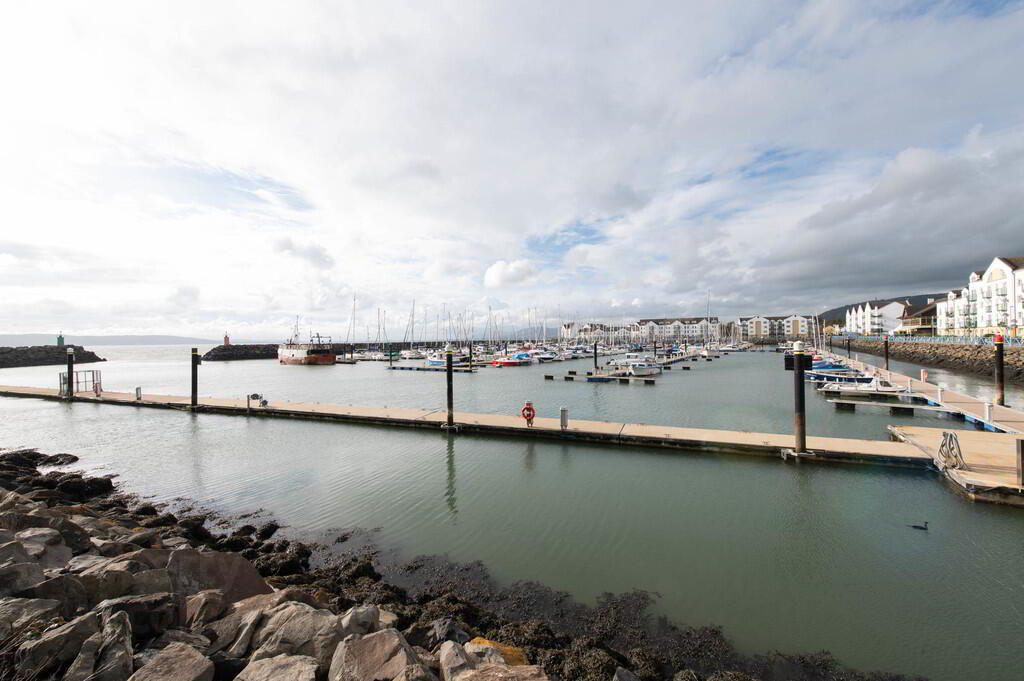 Apartment 17 Quayside 17 of 17