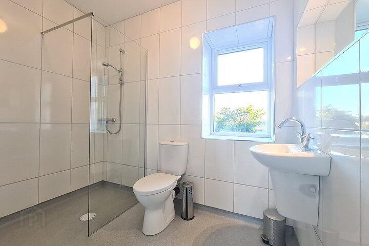 Flat 1, 5 Fair Street 9 of 12
