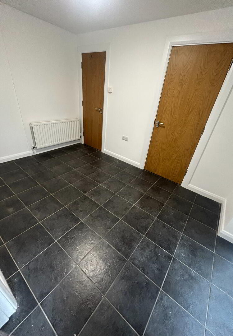 62A Eglinton Street 8 of 8