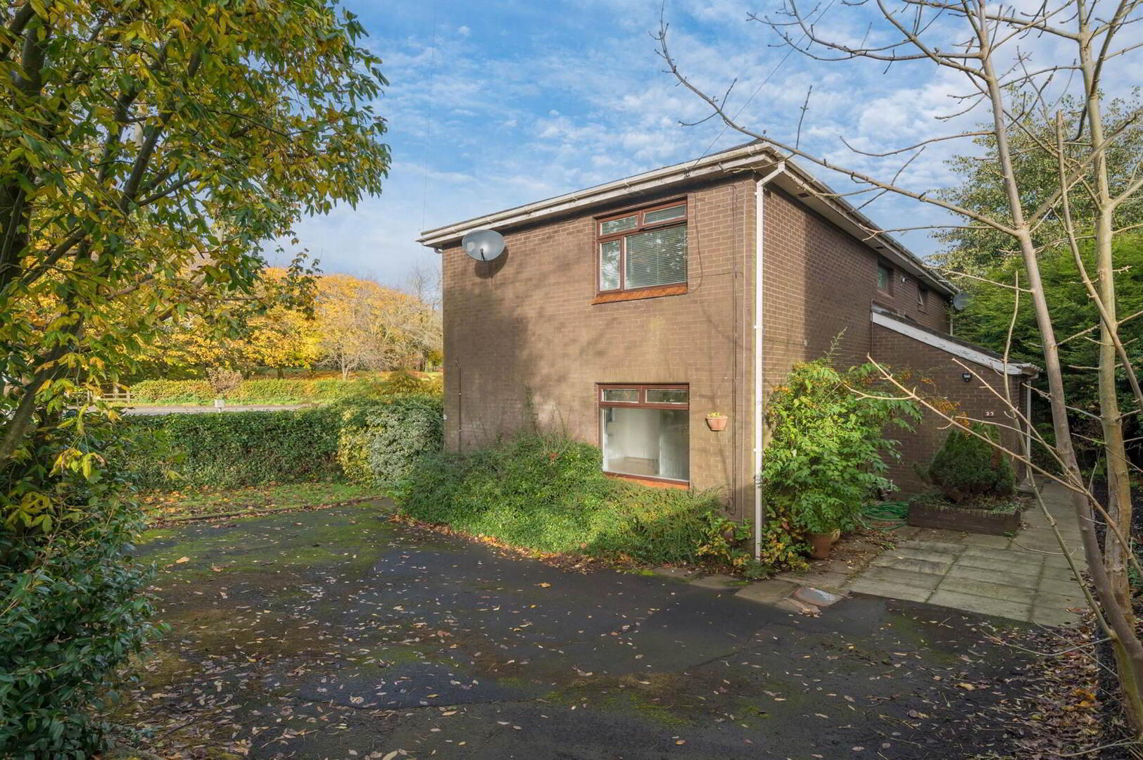 23 Hawthornden Drive 1 of 15