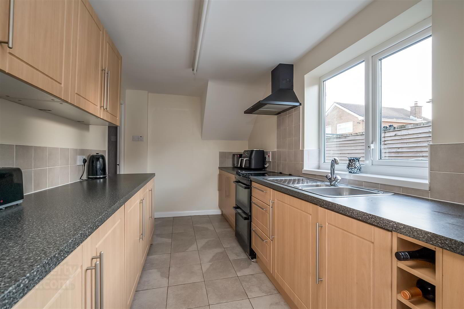 12 Ballyhenry Crescent 4 of 13