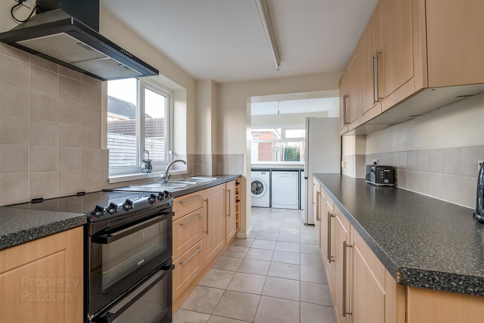 12 Ballyhenry Crescent 5 of 13
