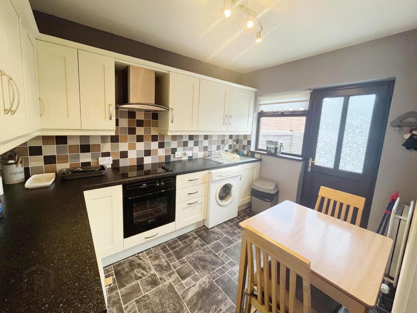 7 Orange Hall Lane 4 of 15