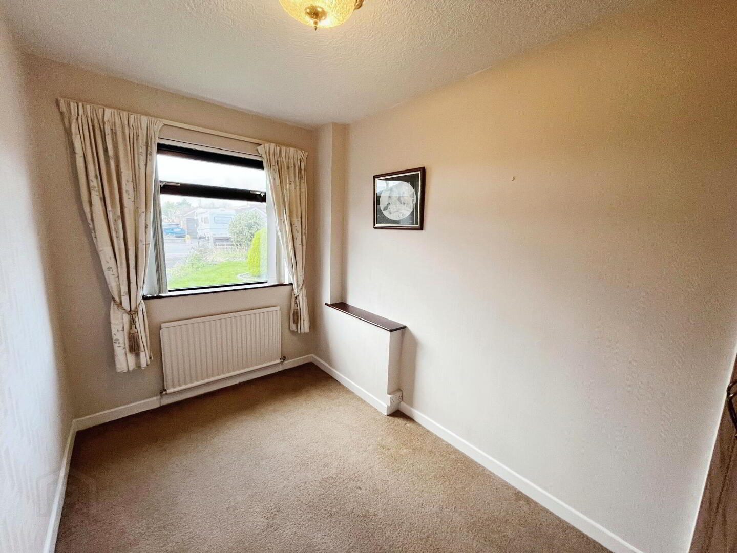 7 Orange Hall Lane 10 of 15