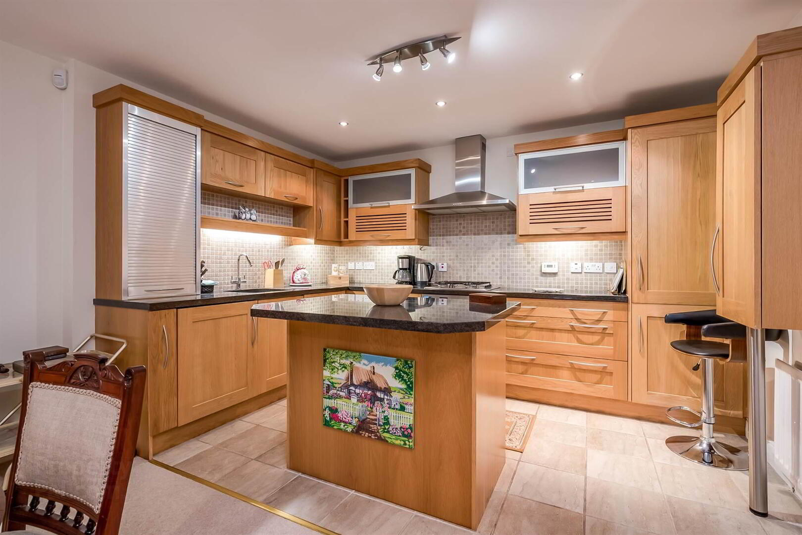 Apt 3, 1 Deramore Park South 10 of 19