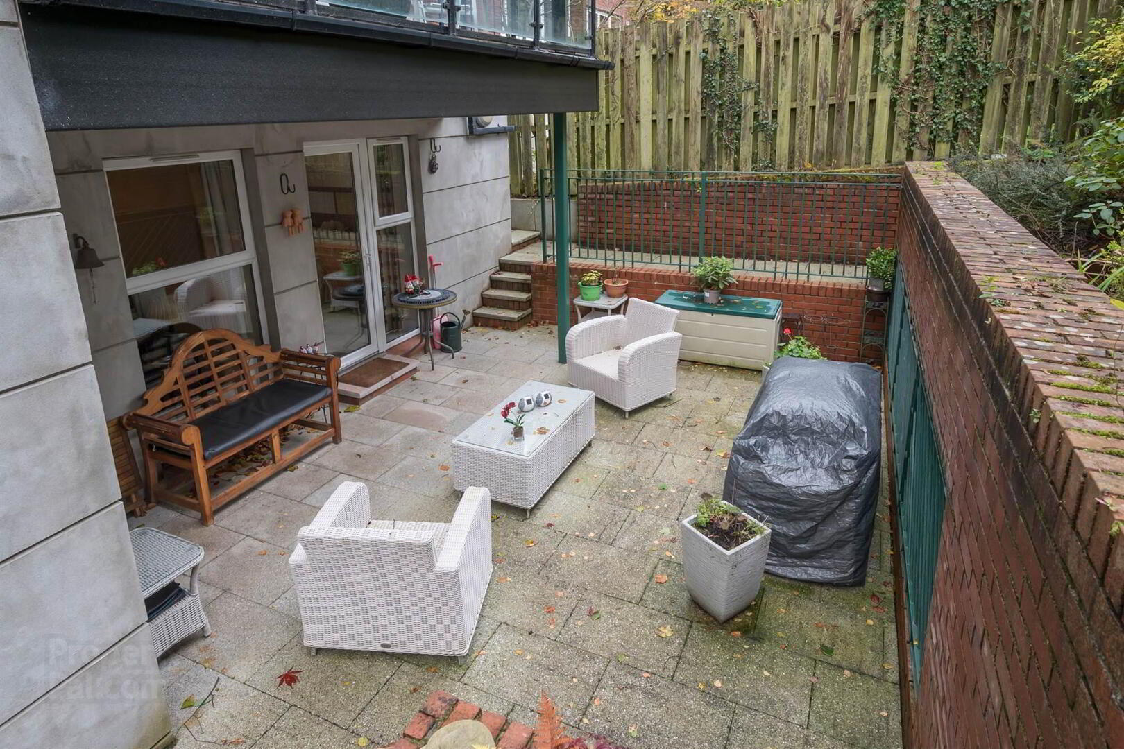 Apt 3, 1 Deramore Park South 18 of 19