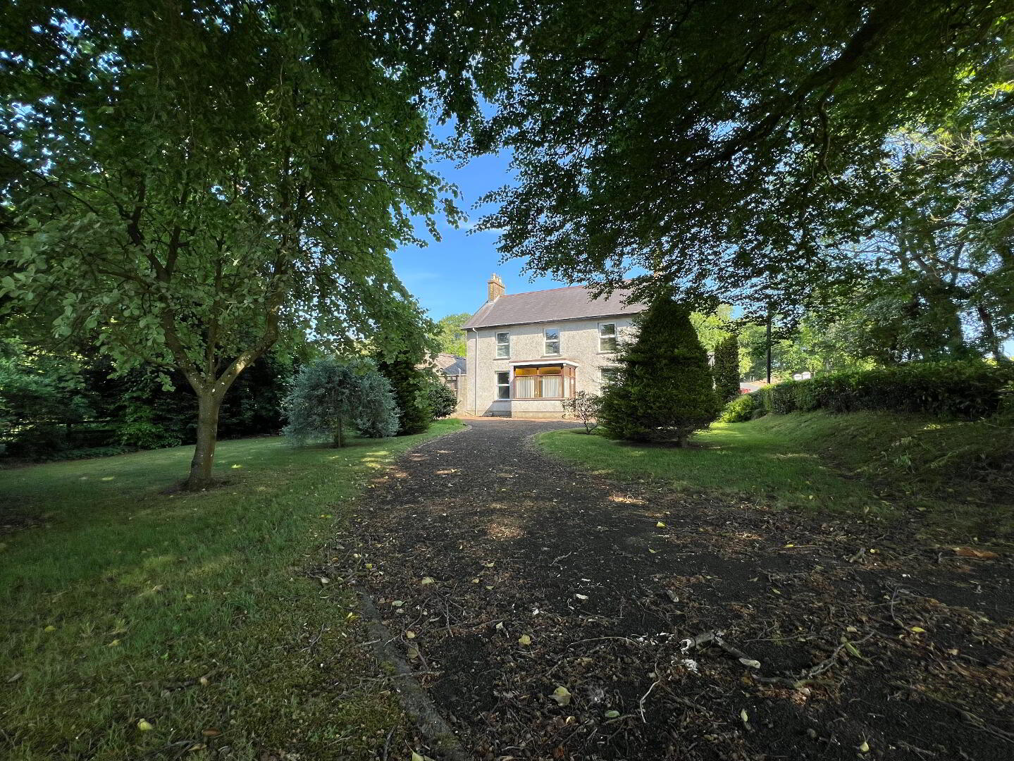property description image