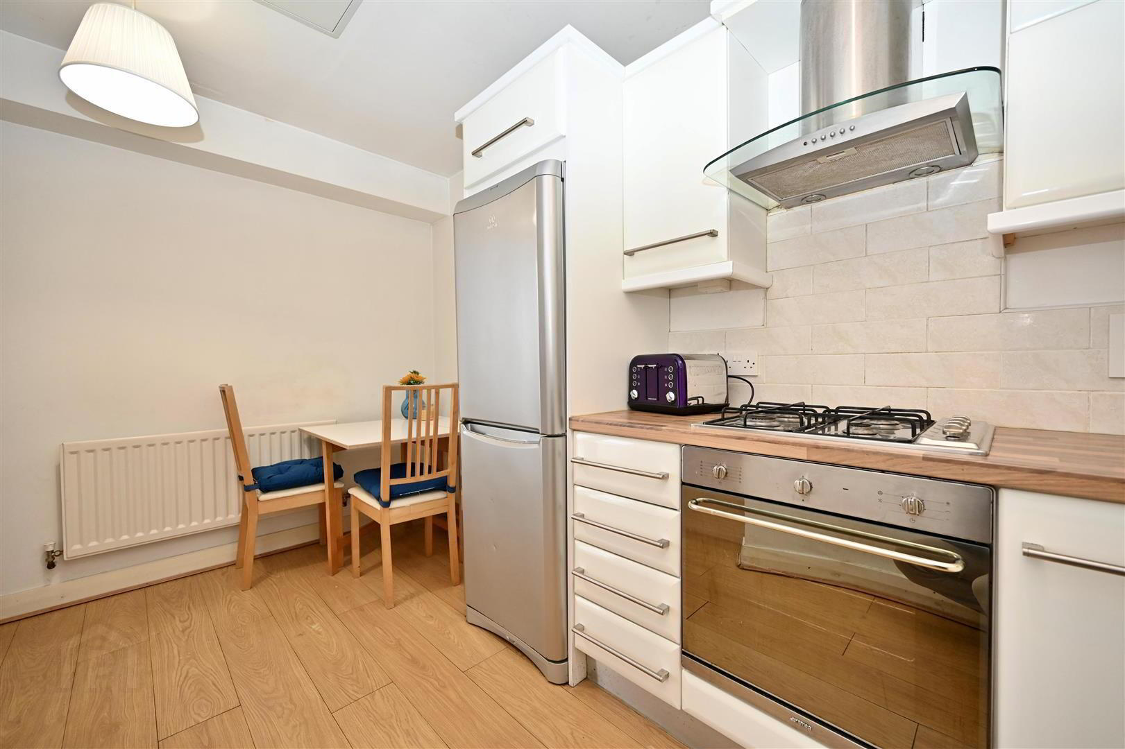 Apt 2 Winter Gardens, 34 Alfred Street 7 of 11