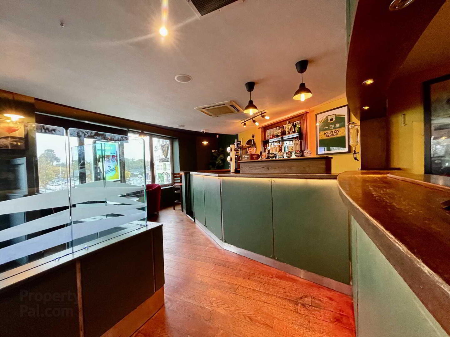 Commercial Property 19 of 24