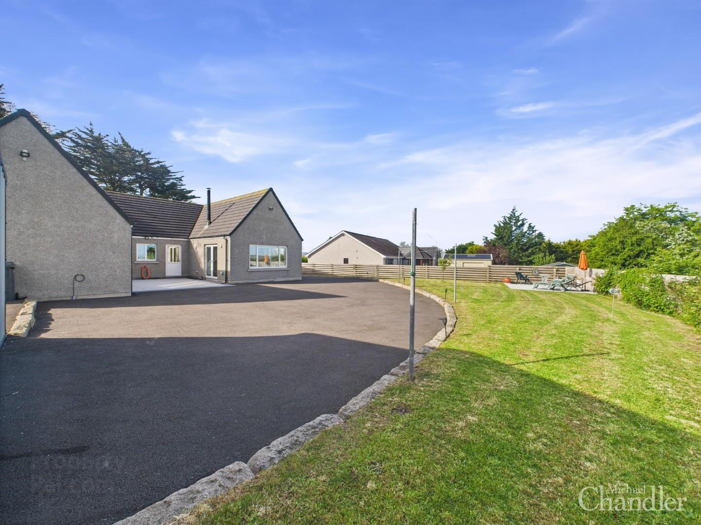 82a Manse Road 18 of 25