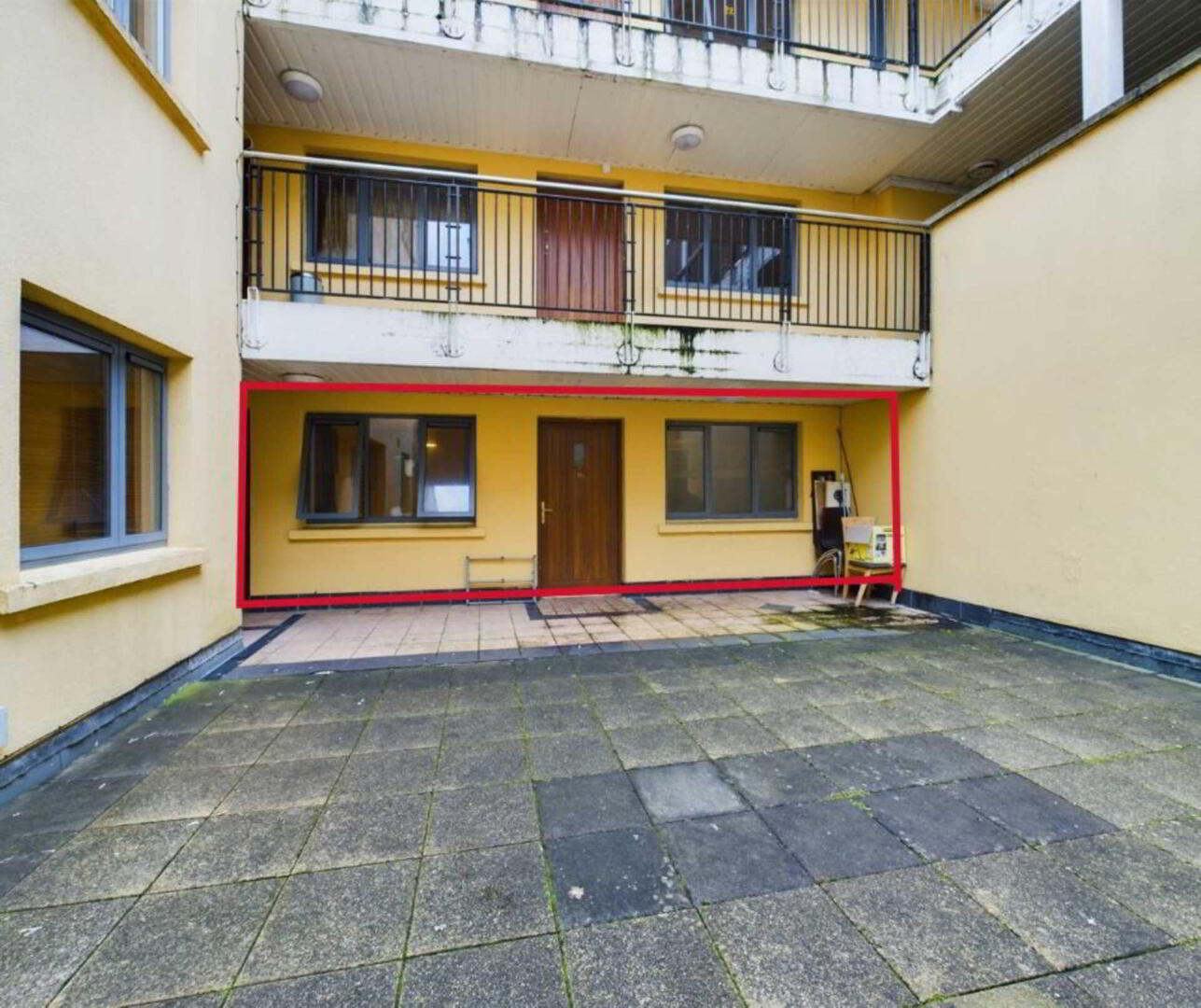 16 O`connell Court 1 of 7