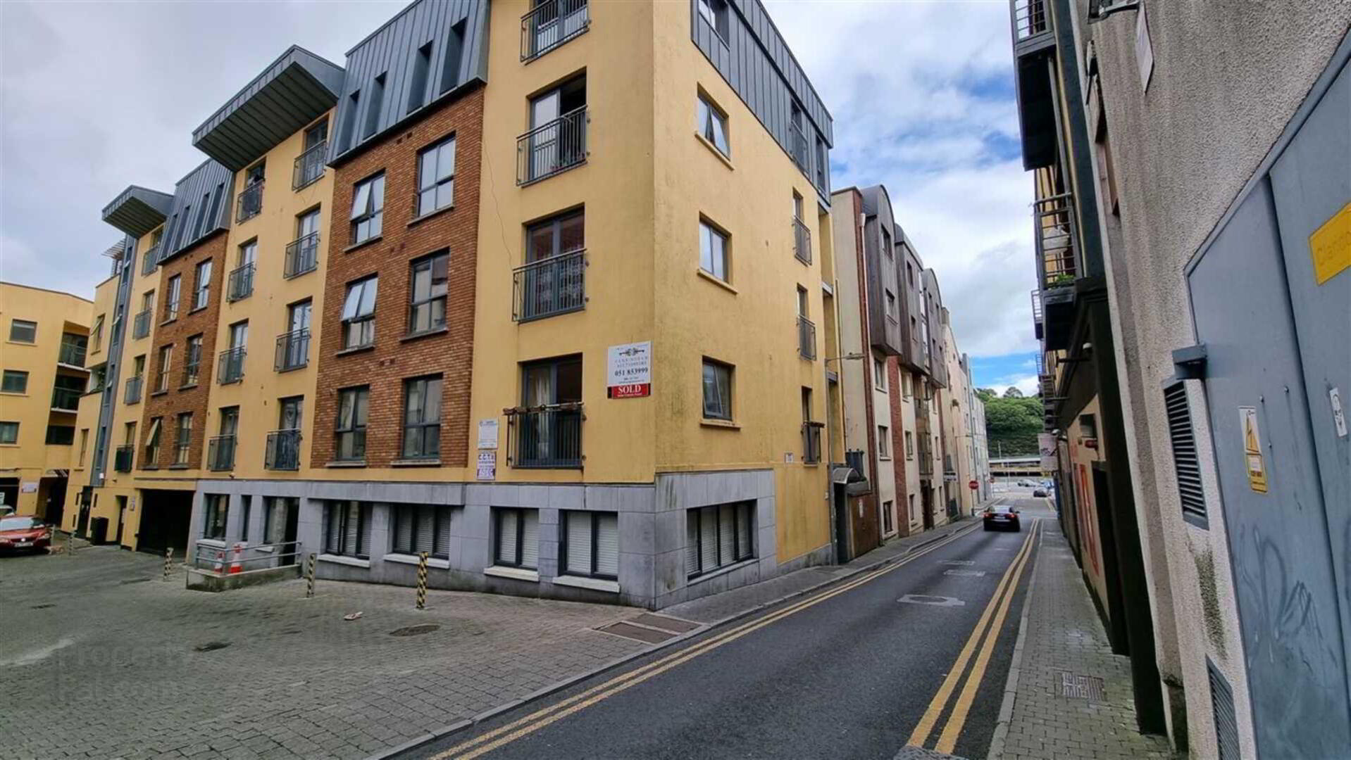 16 O`connell Court 7 of 7