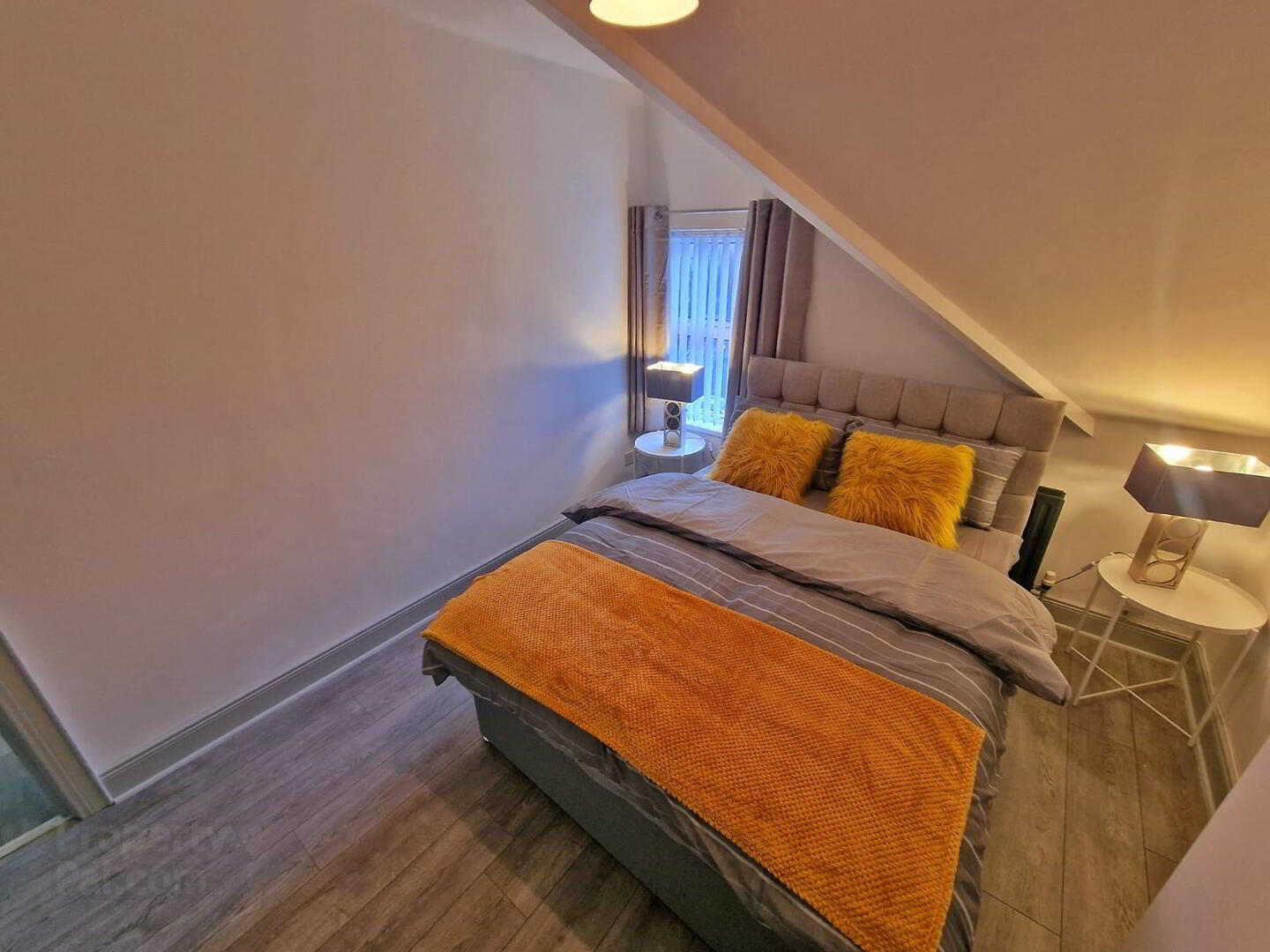 Apt For Rent, Apt 3 81 South Parade 11 of 18