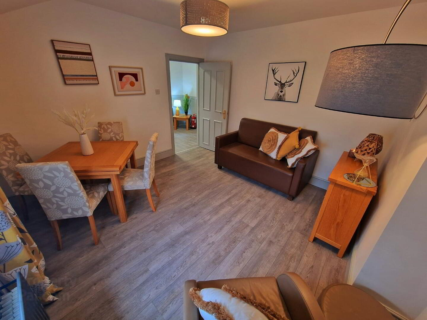 Apt For Rent, Apt 3 81 South Parade 6 of 18