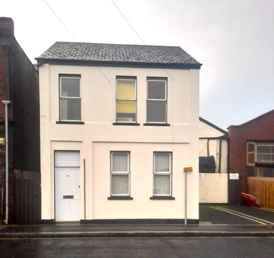 12b Edward Street 1 of 7