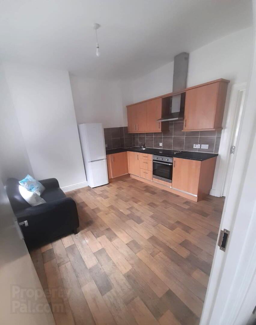 12b Edward Street 4 of 7