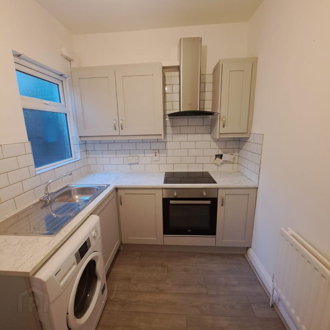 28 Quinton Street 2 of 8