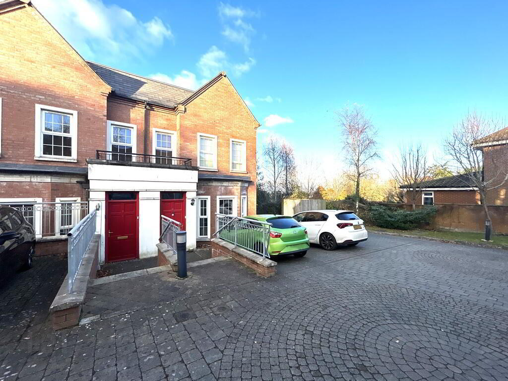 6 Willowbank Manor 1 of 10