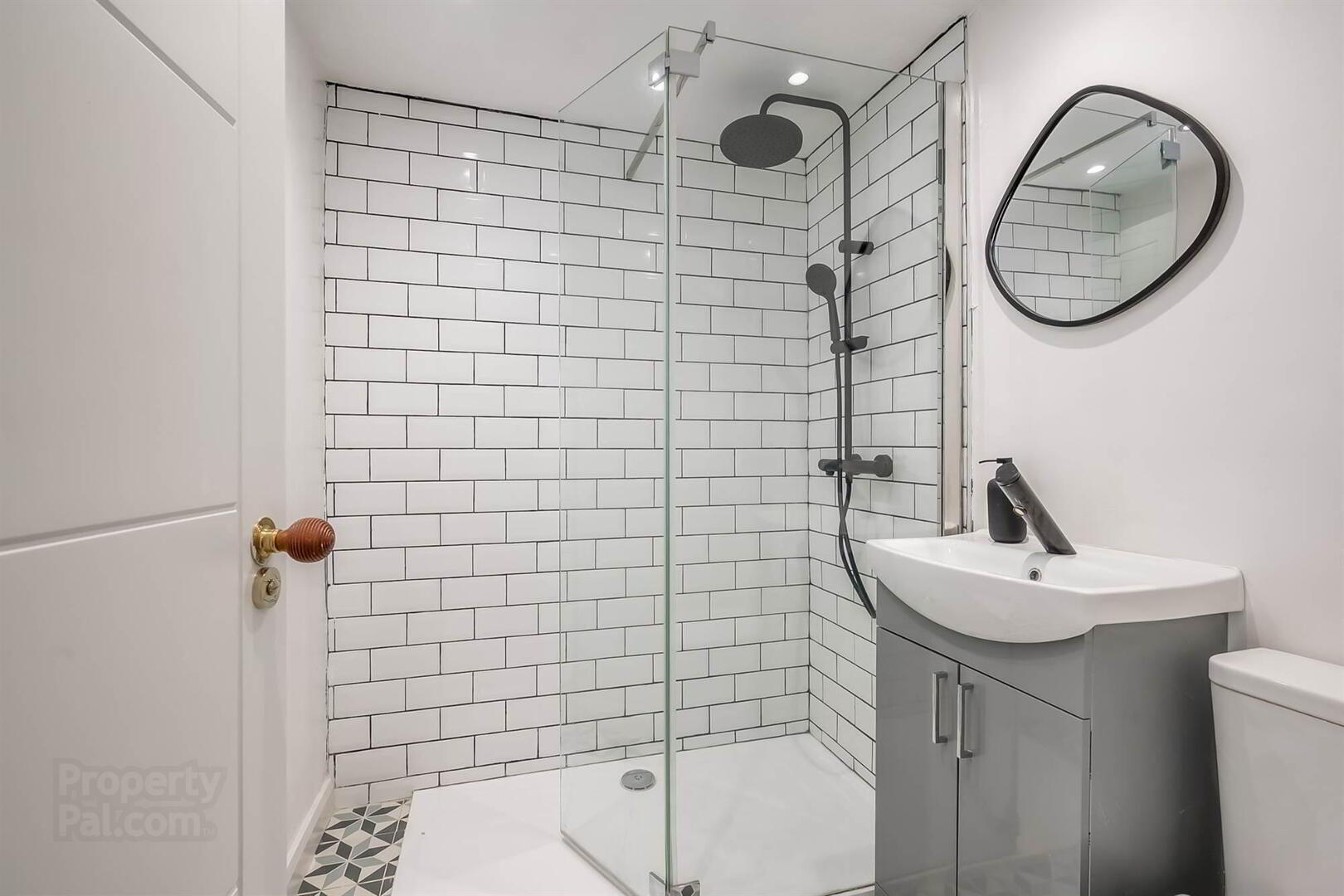 92 Belmont Avenue 5 of 10