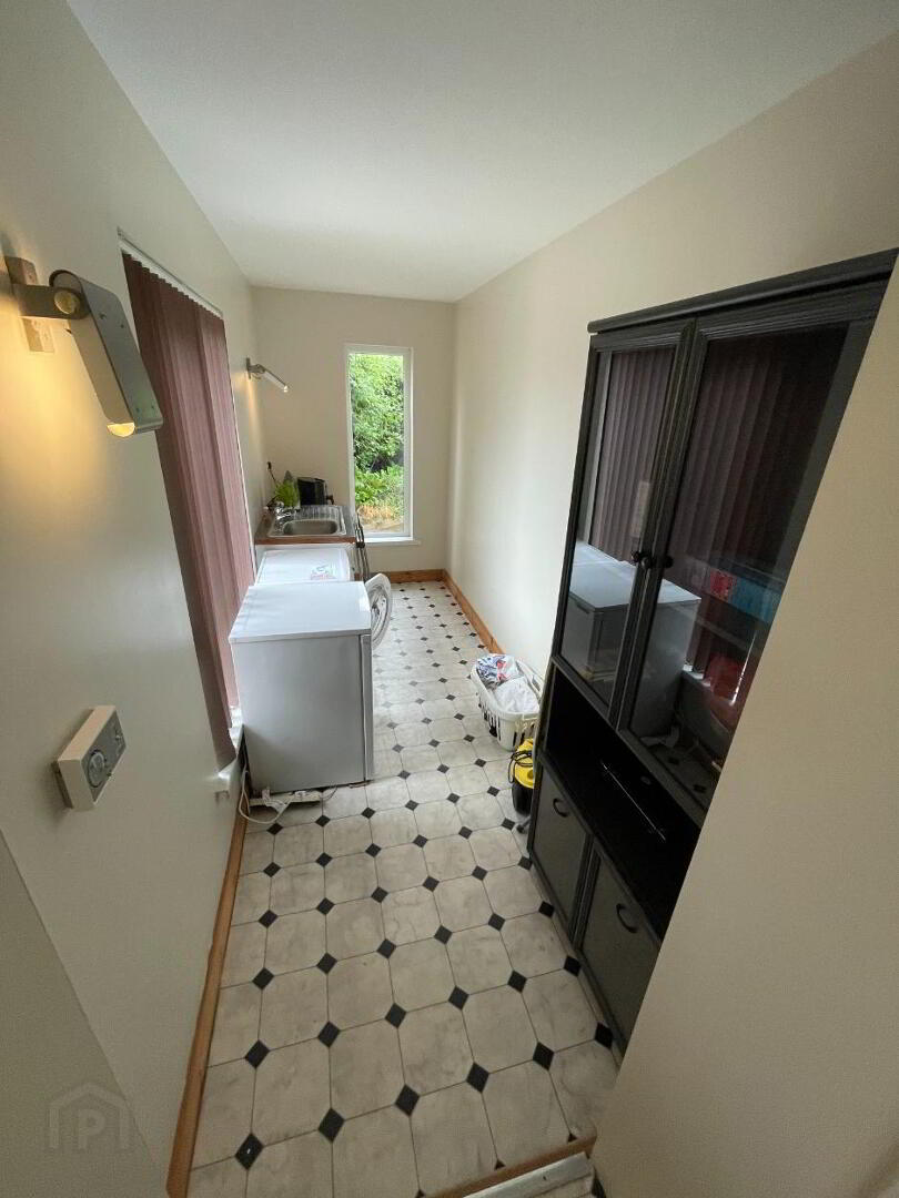 8 Sandeel Lane 5 of 16