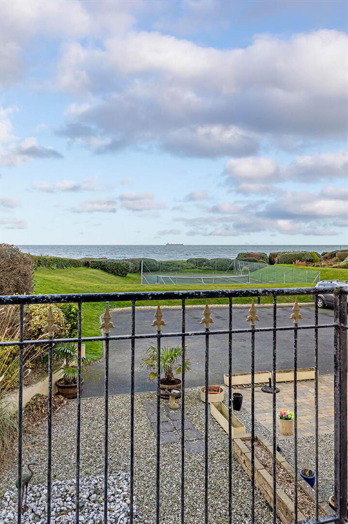 36 Groomsport House Road 7 of 28