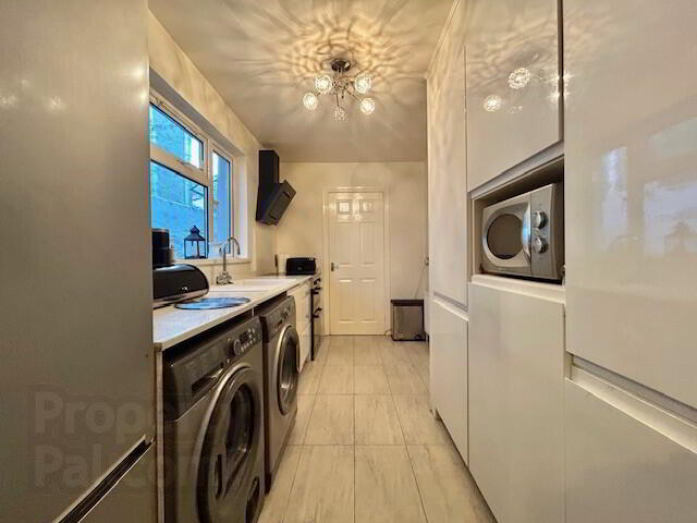 28 Mountjoy Street 6 of 12