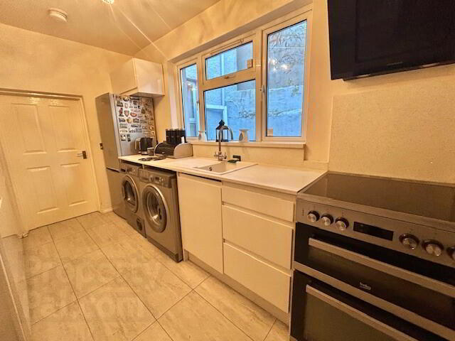 28 Mountjoy Street 7 of 12