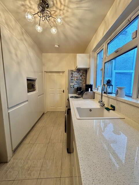 28 Mountjoy Street 8 of 12