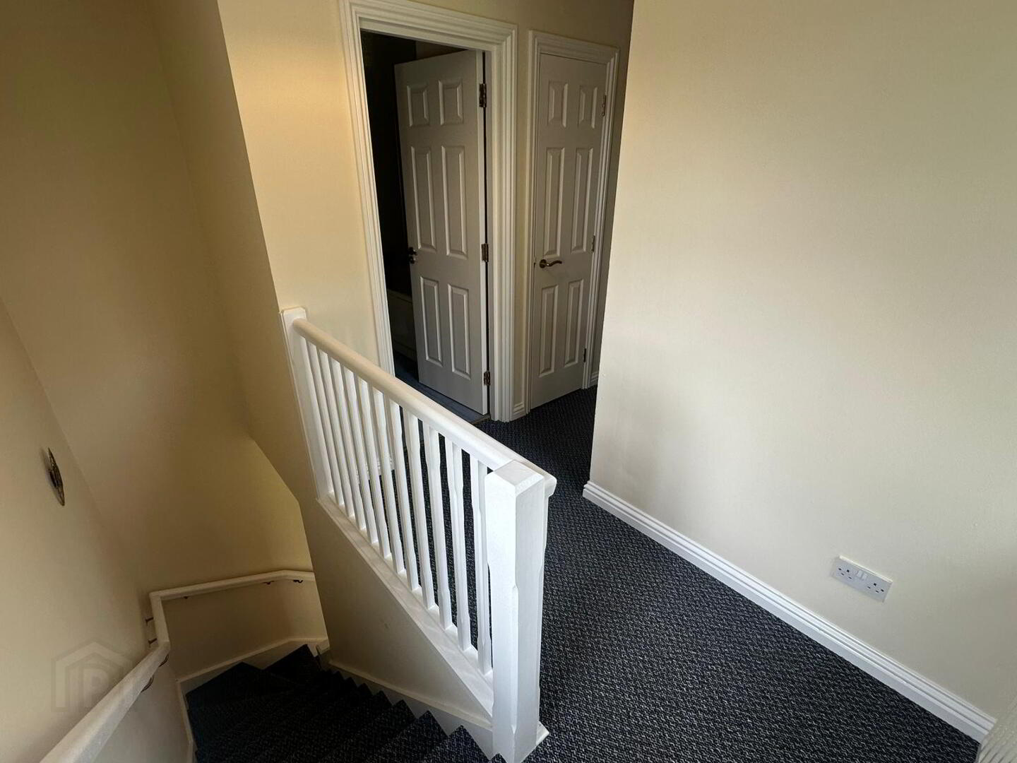 2 Craiglands Drive 7 of 11
