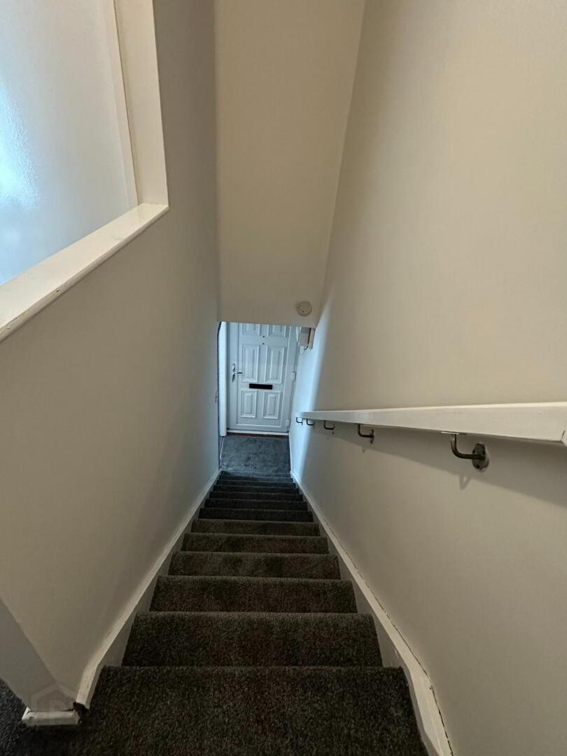 26 Hill Street 5 of 7