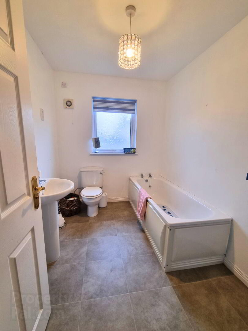 5 Ballintrae Cottages 16 of 19