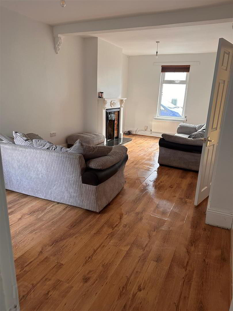 33 Violet Street, Derry