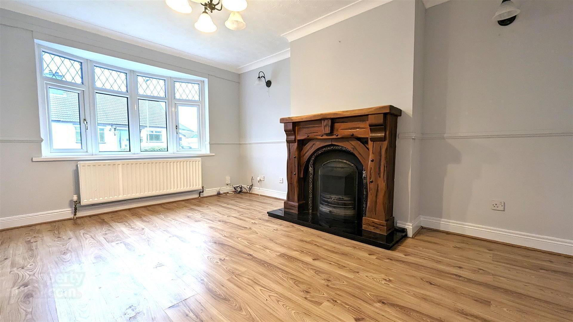 160 Brantwood Gardens 5 of 29