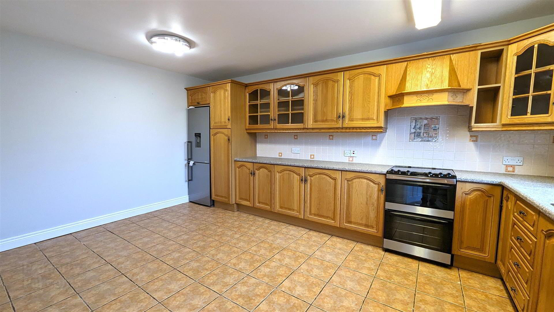 160 Brantwood Gardens 9 of 29