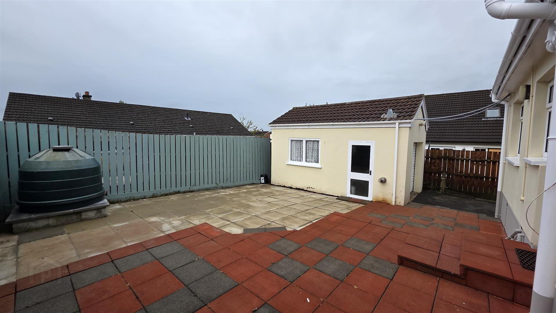 160 Brantwood Gardens 25 of 26