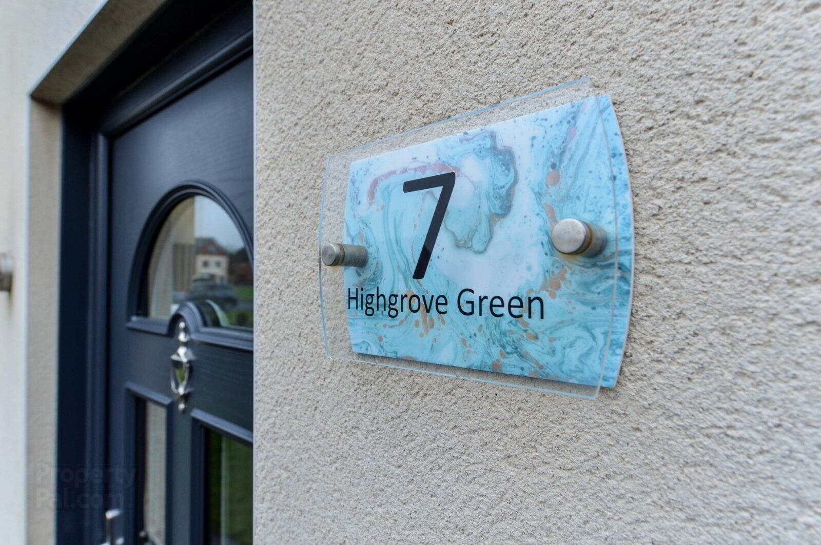 7 Highgrove Green