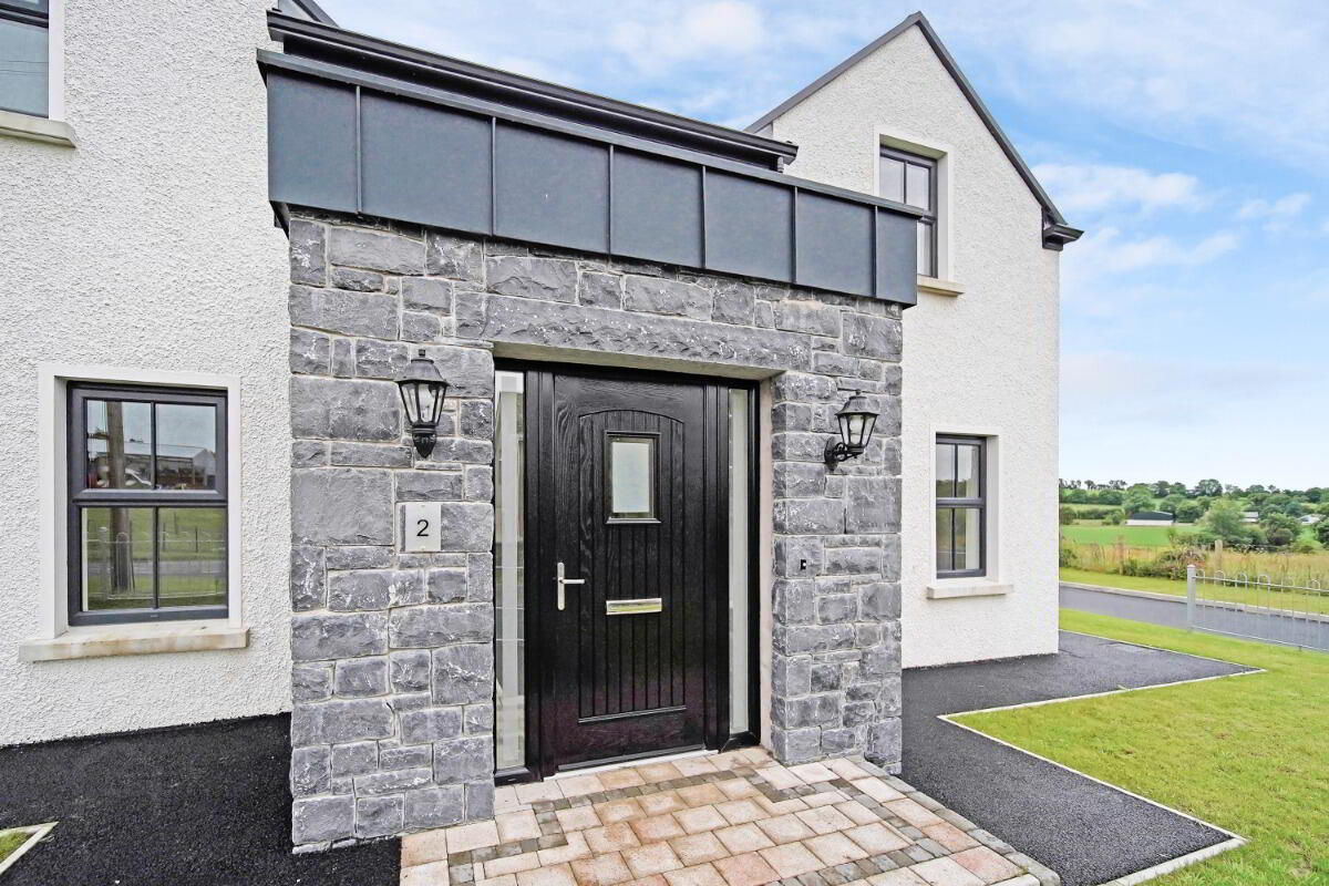 2 Esker Road 5 of 47