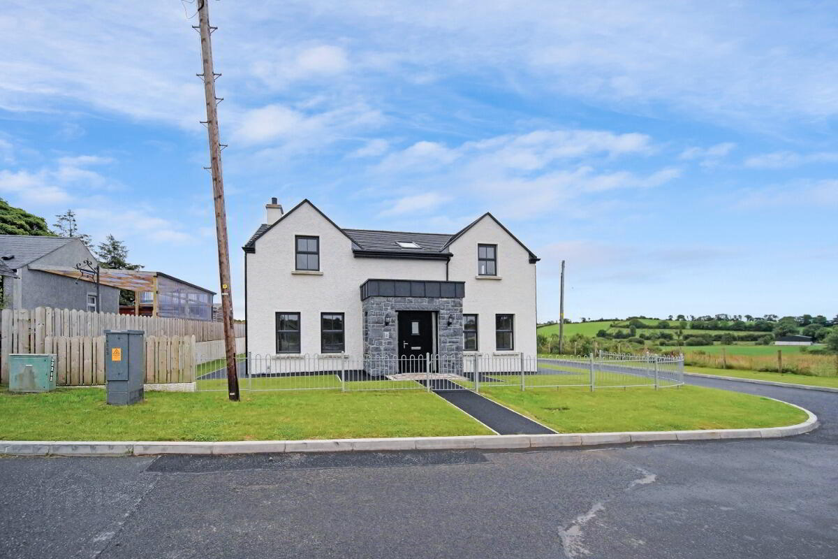 2 Esker Road 3 of 47