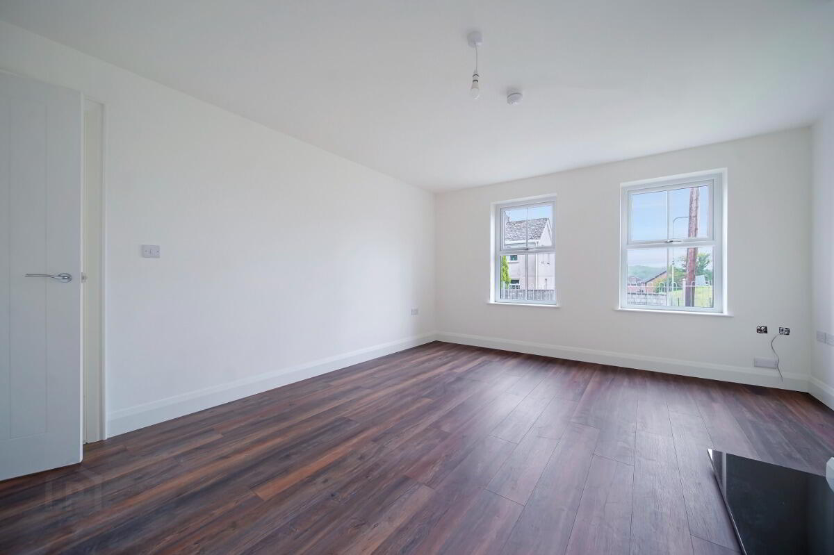 2 Esker Road 18 of 47