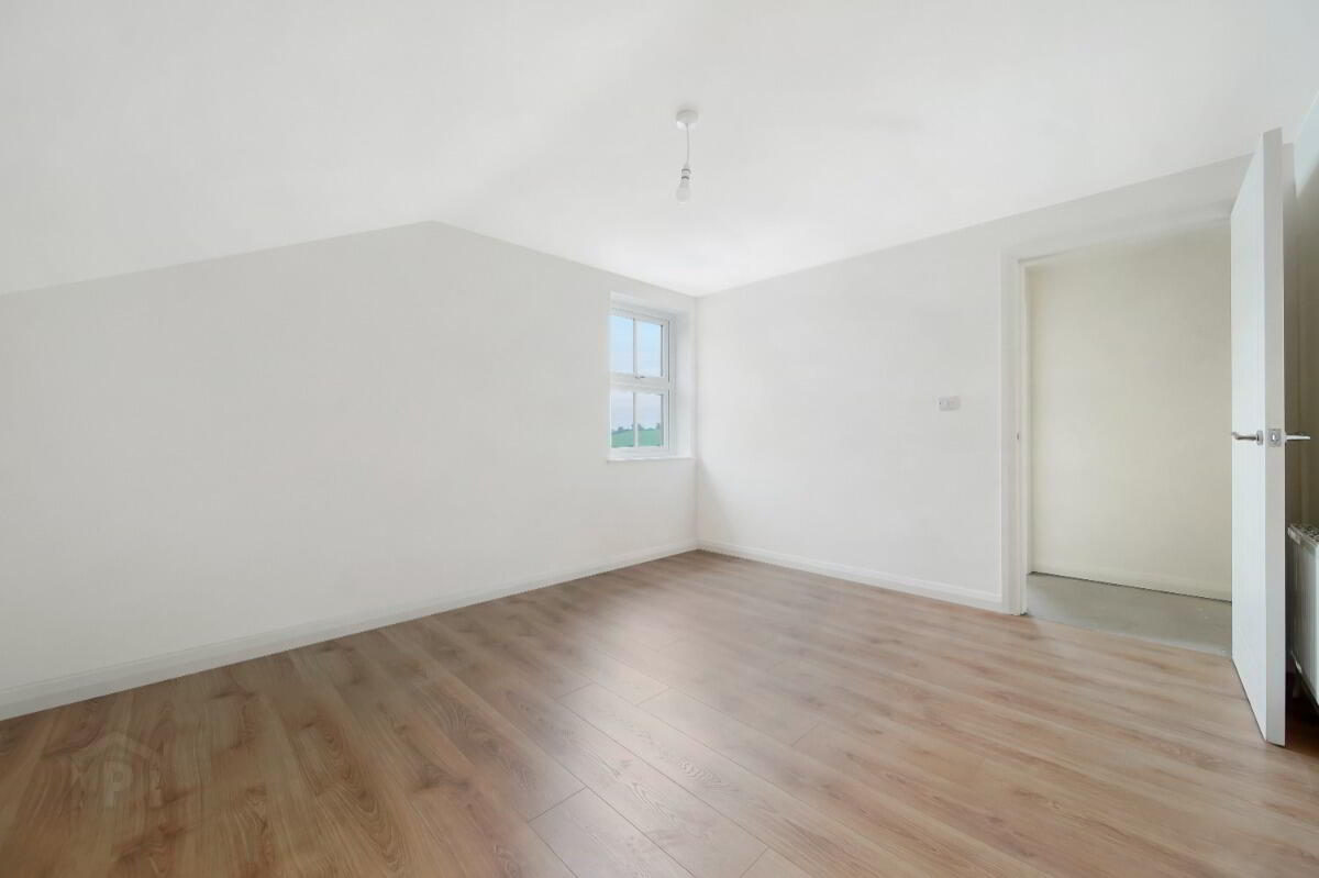 2 Esker Road 34 of 47