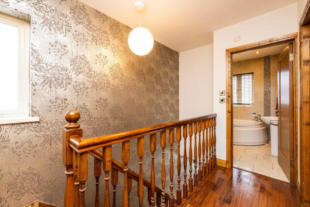 6 Glasnamana Place 12 of 22