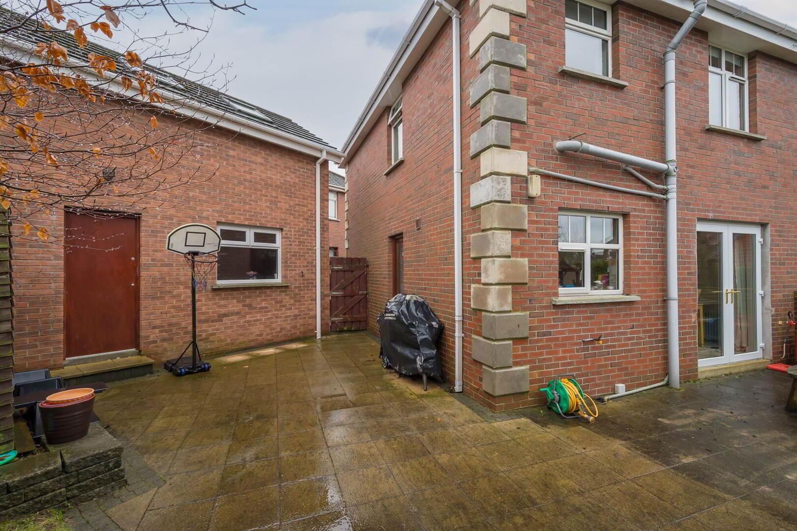 12 Ashmount Park 23 of 23