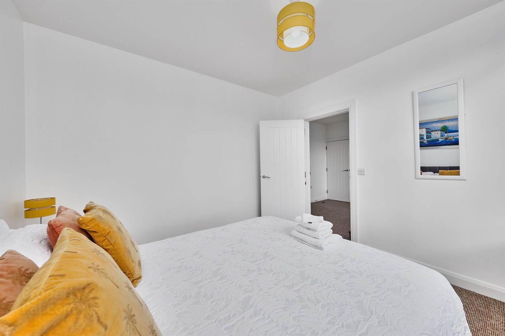 Apartment 2 27 Eglinton Street 11 of 15