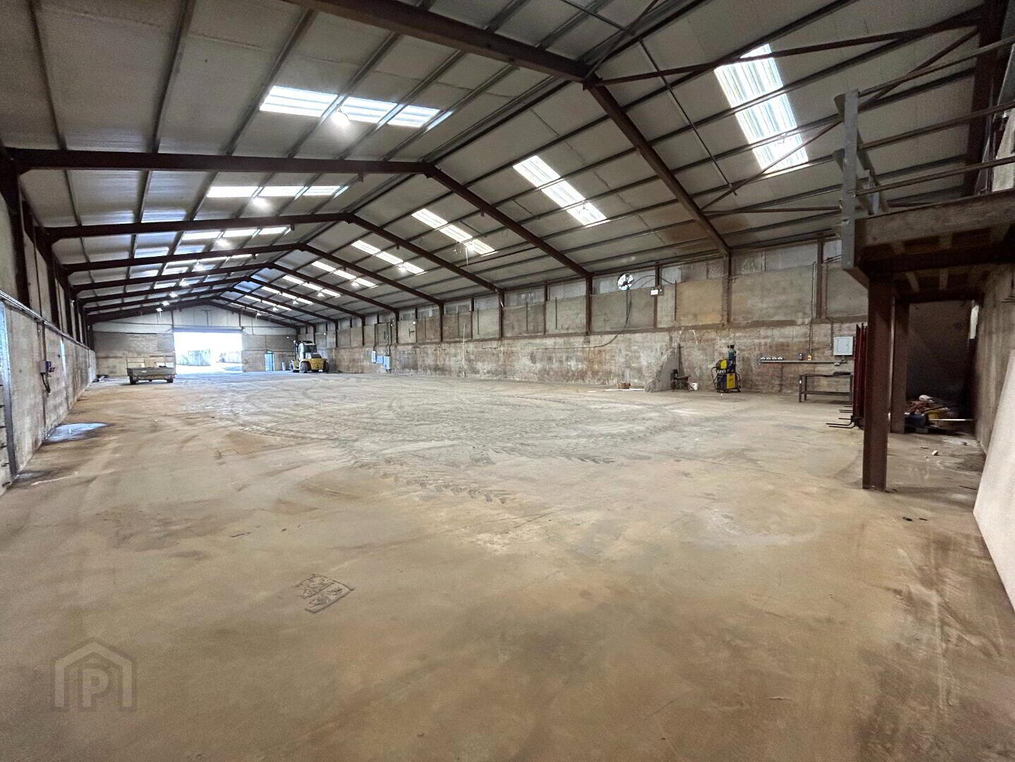 Unit L, 84 Bellshill Road 2 of 2