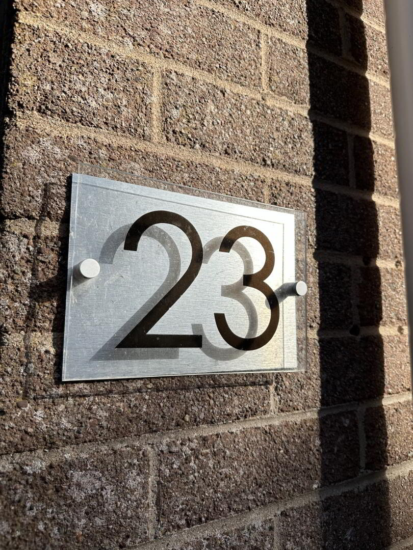 23 Linseys Hill