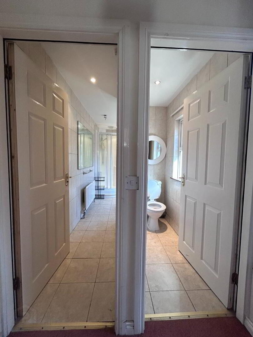 54 Sandhurst Gardens 6 of 12