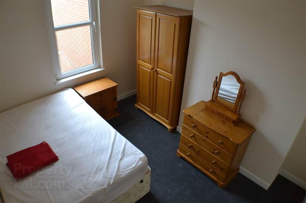 9 Lisburn Avenue 7 of 9