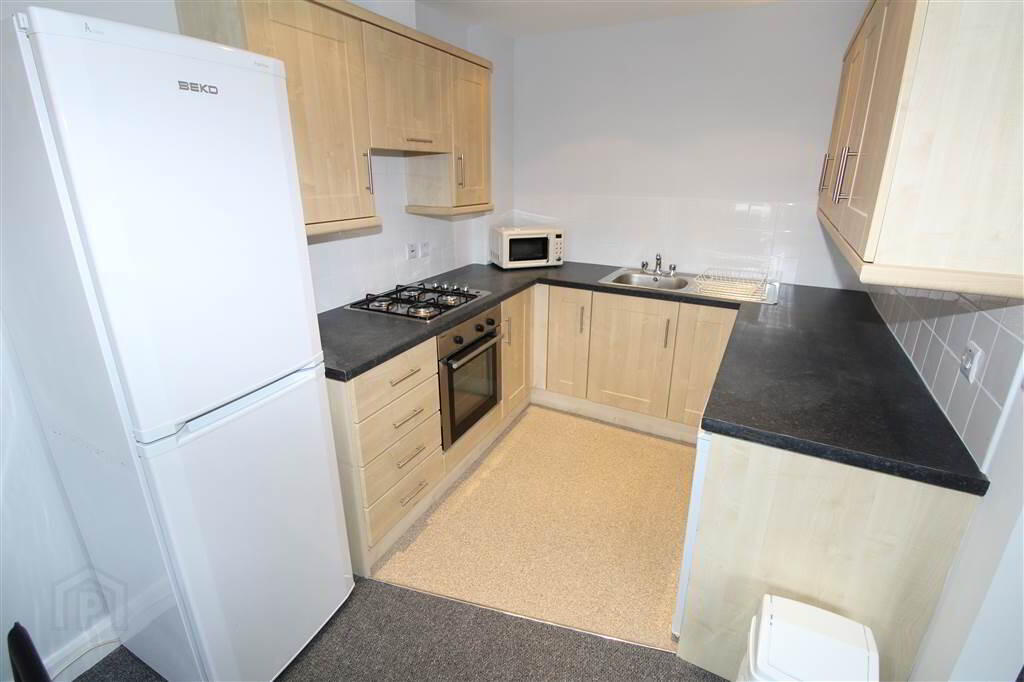 401 College Court Central, 56 King Street 5 of 9